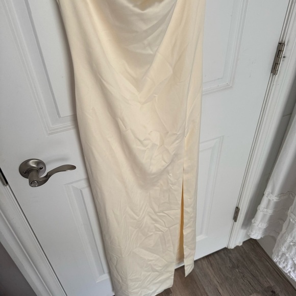 CAMILA COELHO
Reyna Maxi Dress In Pearl White size XS - Picture 12 of 15